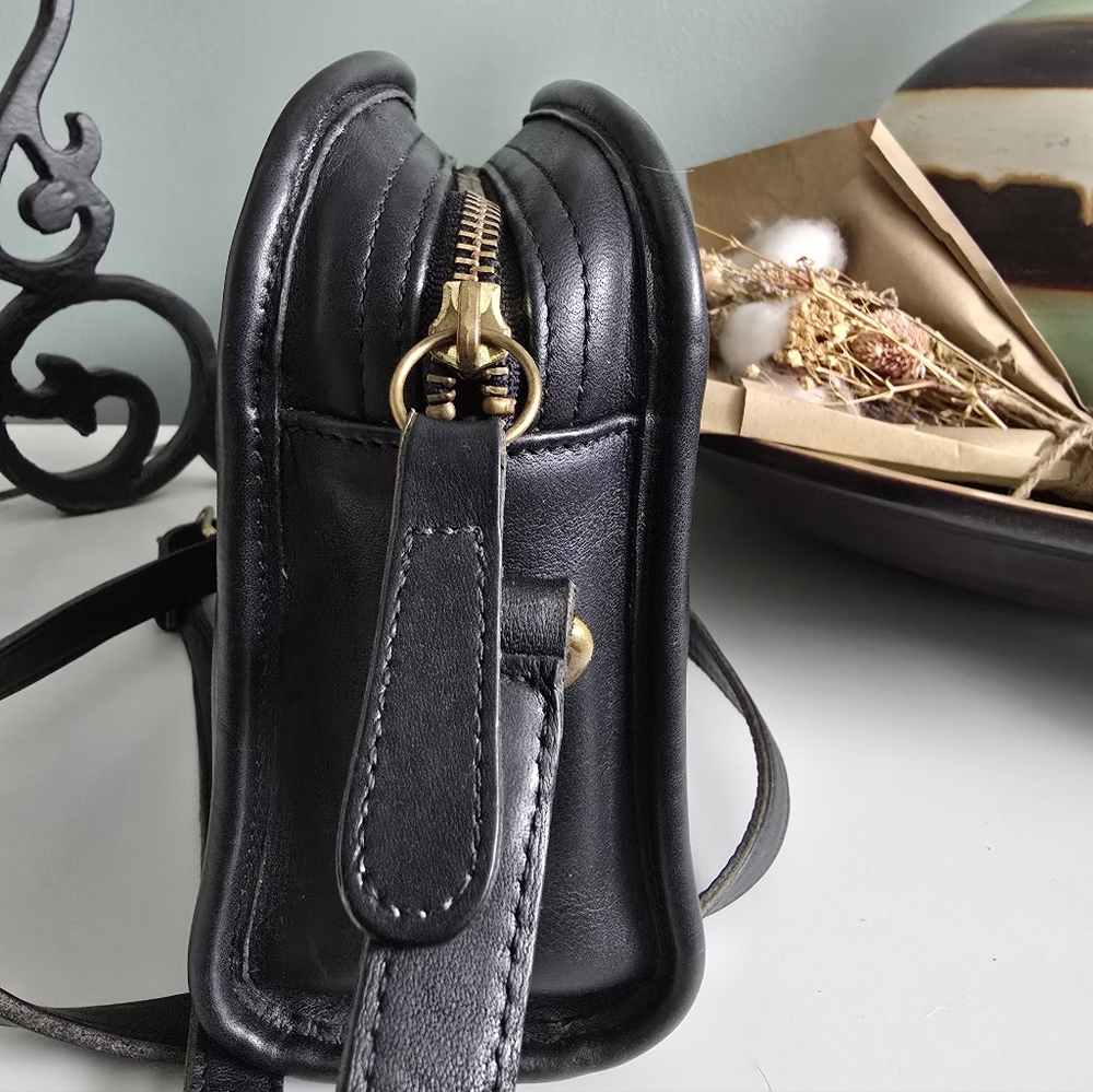 Coach Black Leather Crossbody Bag - Picture 4 of 7